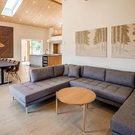 Gorgeous In With Wifi Holiday home *